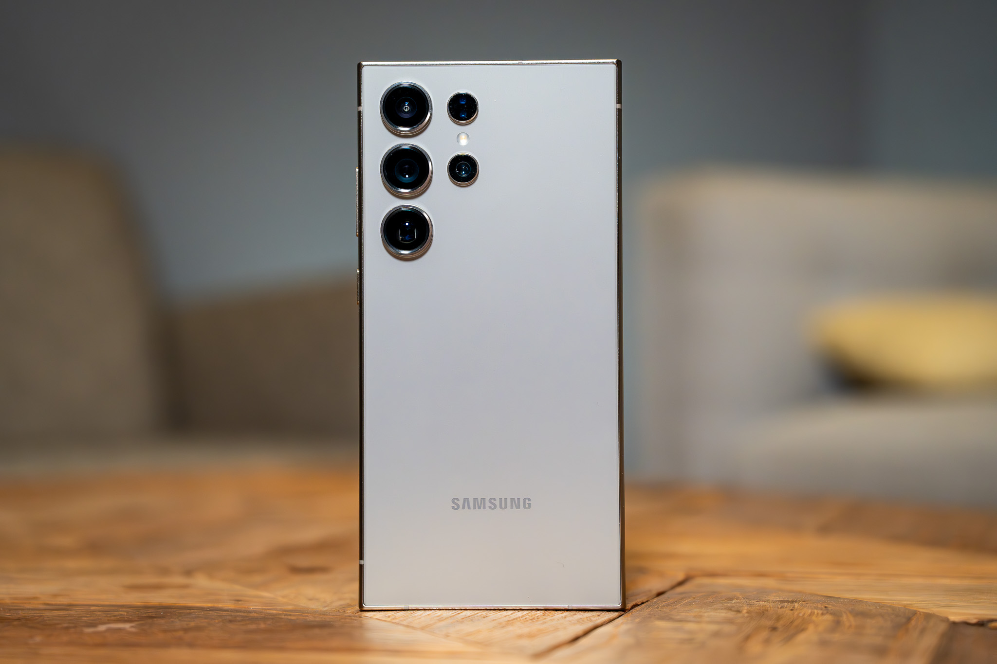 SAMSUNG GALAXY S24 Ultra - Gambar 2